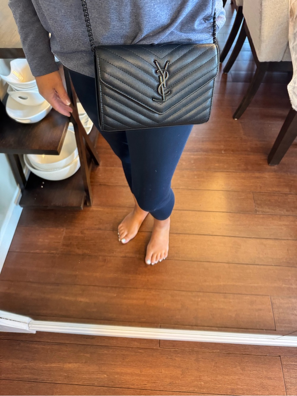 Saint Laurent Black Quilted Chevron Leather Envelope Clutch - Picture 6 of 6